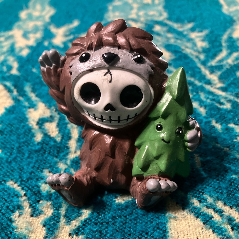 FURRYBONES Skeleton BIGFOOT C/60 Collectible Figurine NEW
